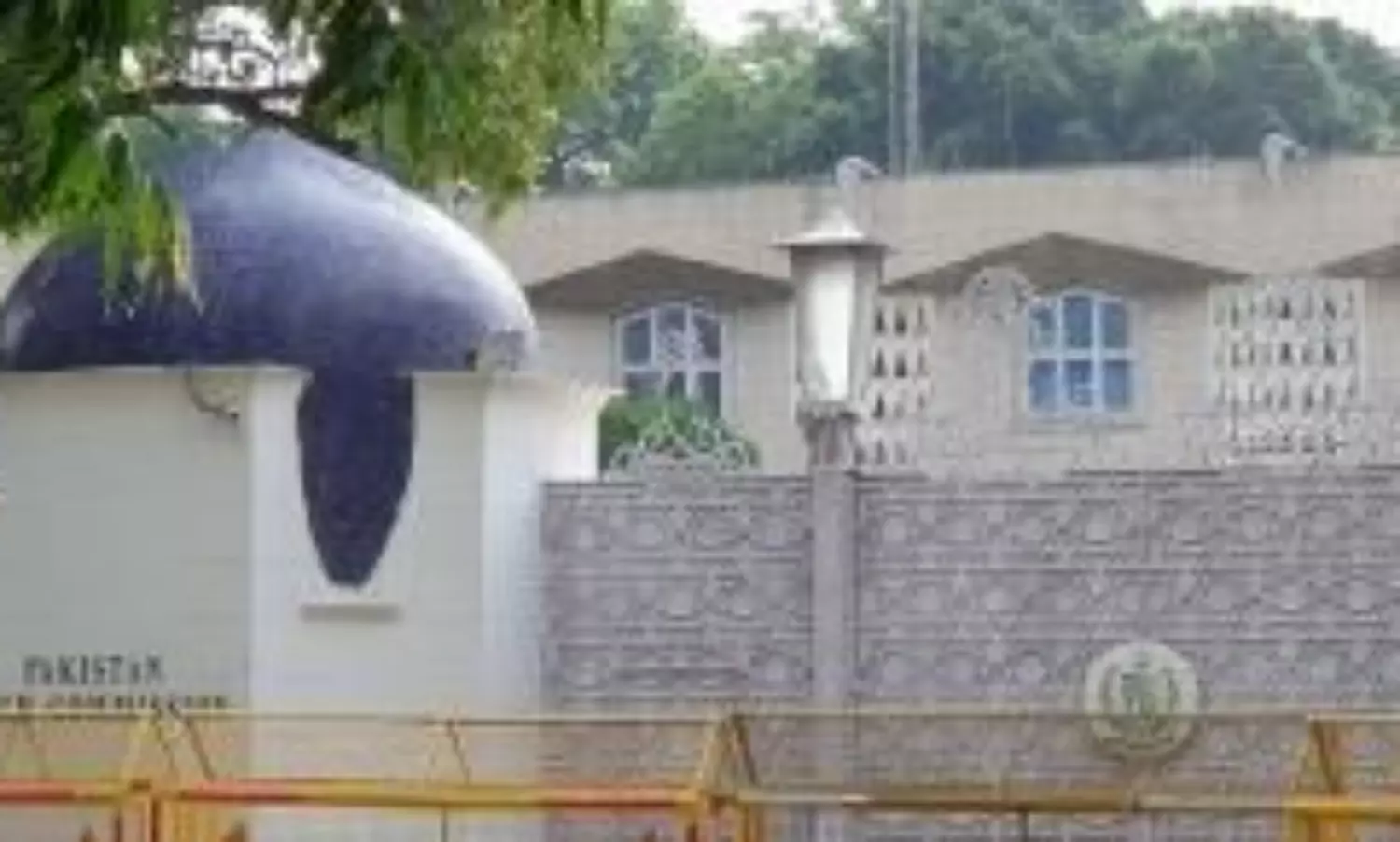 India expels Pakistani official at Pak mission, asked to leave in 24 hours