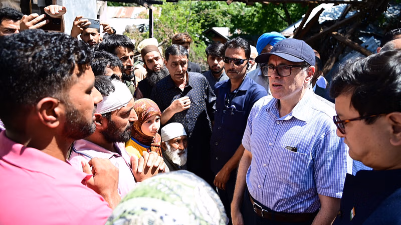 J-K CM visits shelling affected areas, vows to rebuild homes
