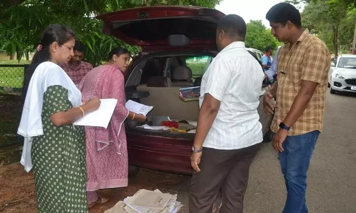 Disproportionate assets: Lokayukta conducts raids in 30 locations in Karnataka
