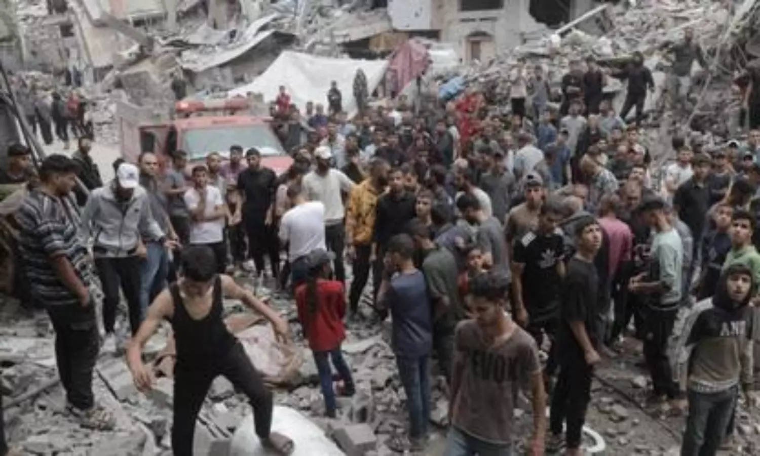 Israeli airstrike in Gaza kills 80, destroys cancer hospital