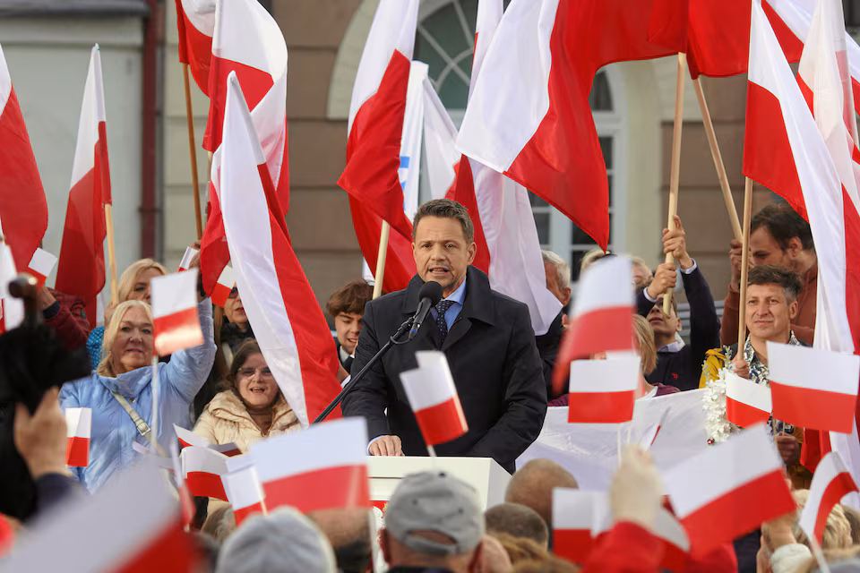 Poland votes for new president amid mounting security concerns