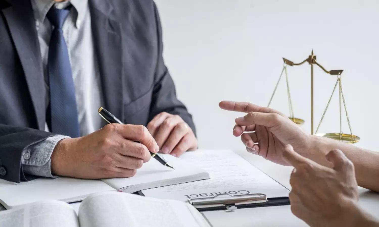 Dubai grants legal protection to whistleblowers in public sector