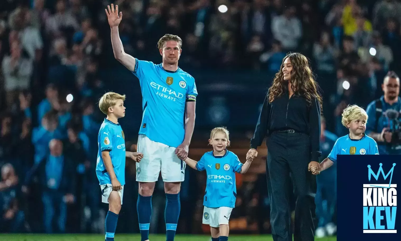 Man City to honour De Bruyne with statue outside Etihad Stadium