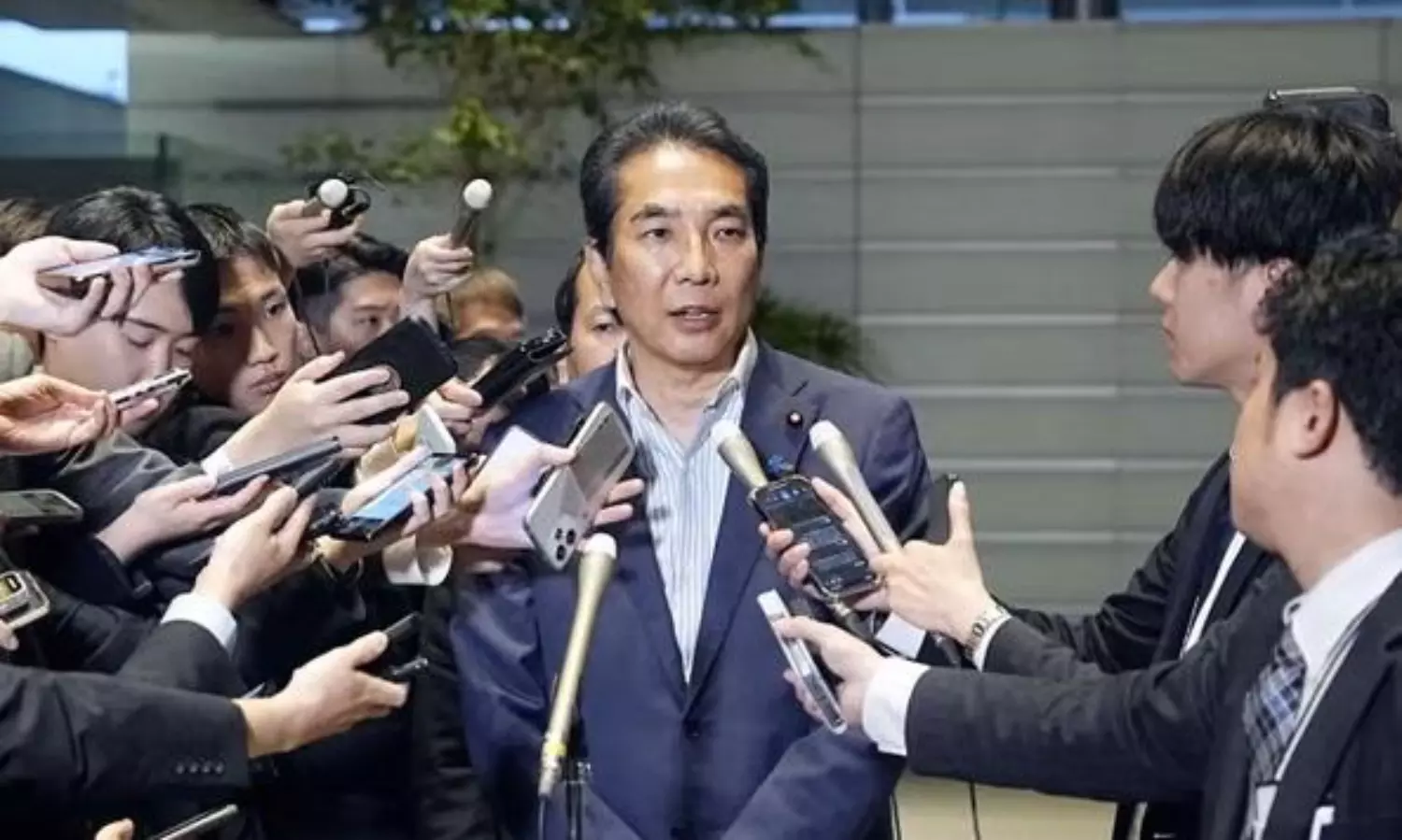 Japanese minister claims he doesn’t buy rice but gets free, resigns