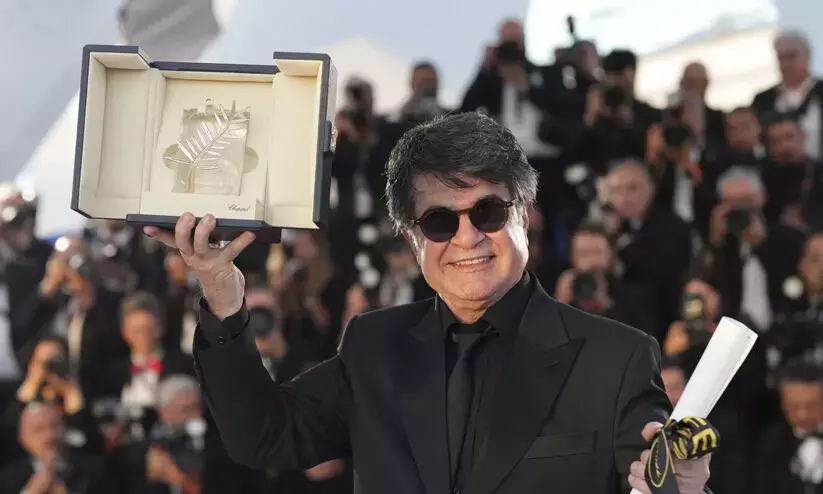 Iranian dissident filmmaker Jafar Panahi wins Palme dOr