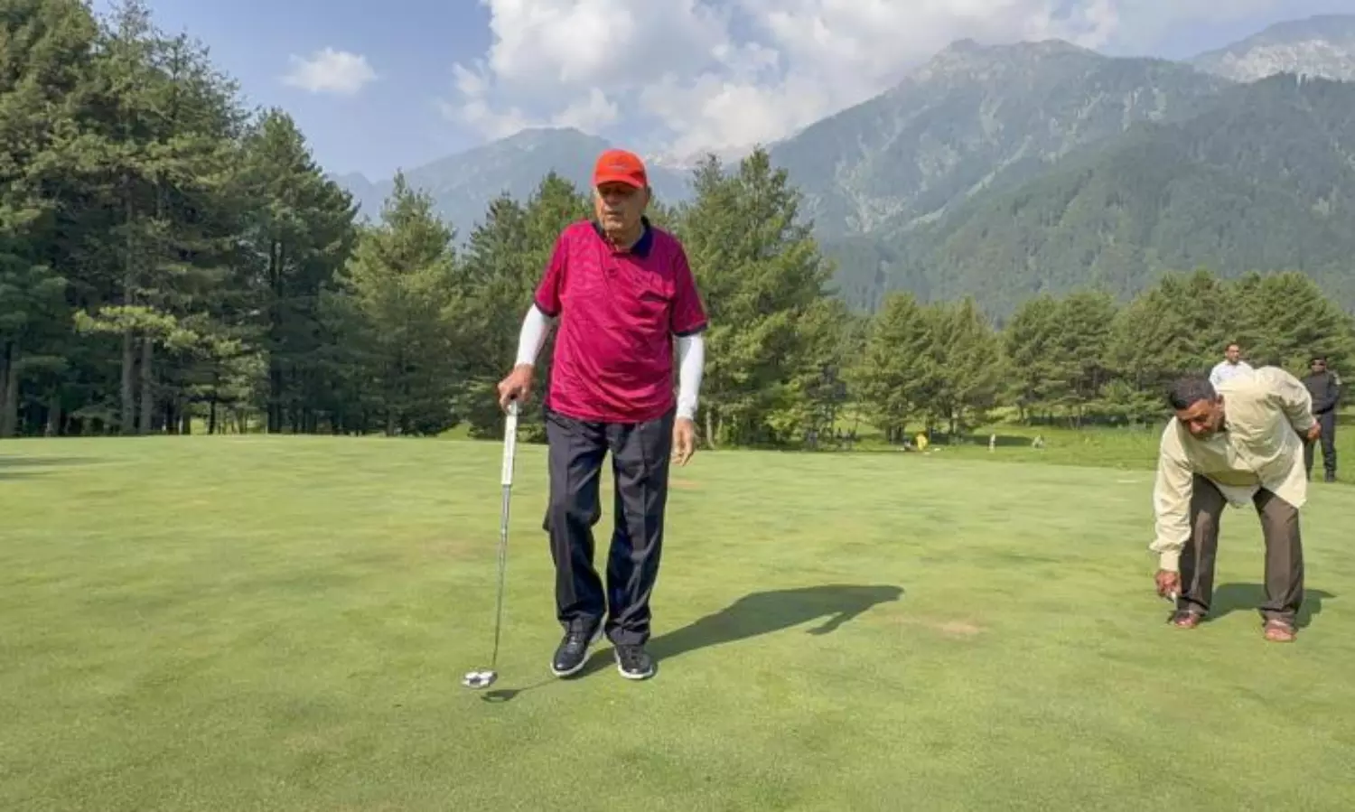 Dr Farooq Abdullah advocates dialogue over war, calls Kashmir peaceful