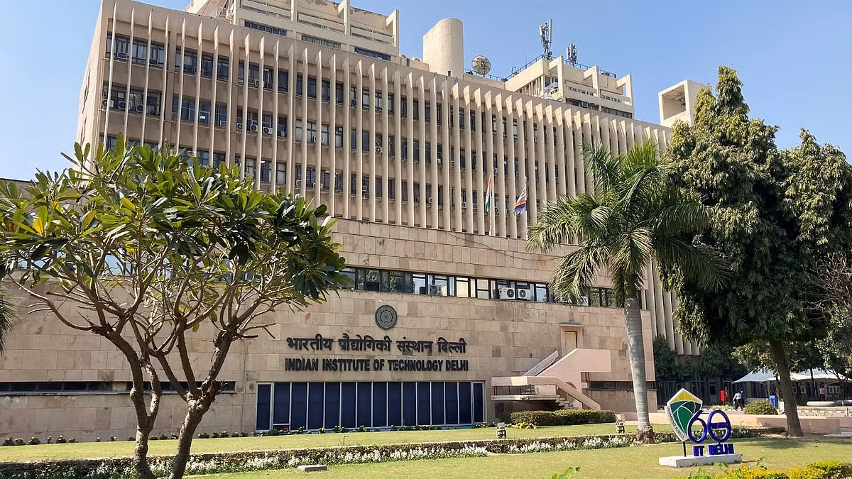IIT Delhi revamps curriculum after 12 yrs to ease student burden