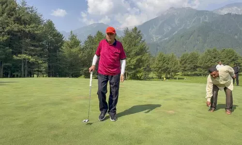 Dr Farooq Abdullah advocates dialogue over war, calls Kashmir peaceful