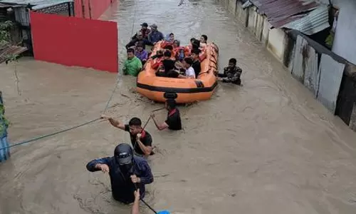 Army and Assam Rifles rescue 800 people affected by Manipur flood