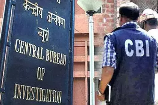 CBI arrests IRS officer and aide in bribery case in Delhi