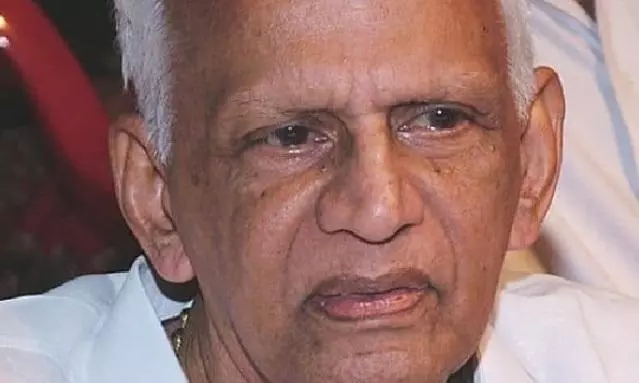 An era ends in Congress party in Kerala as Thennala Balakrishna Pillai passes away