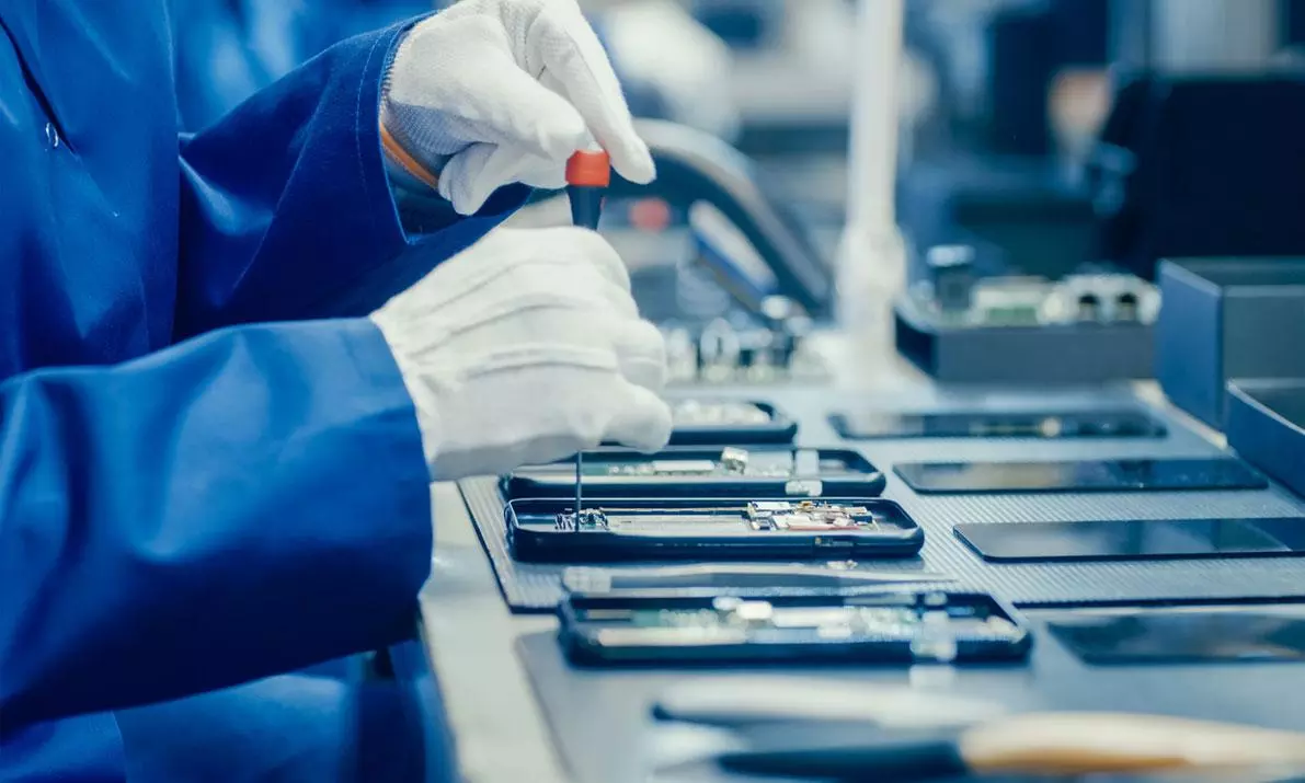 India to lead global smartphone manufacturing in 2025 as global output dips: Report