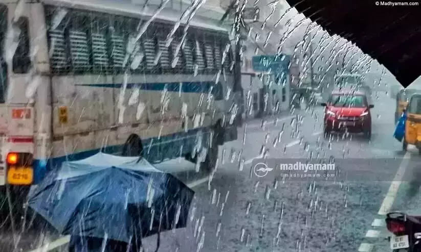 IMD forecast intense rains in Kerala; issues red alerts
