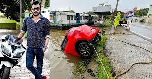 Kerala man dies on birthday after car plunges into Alappuzha canal