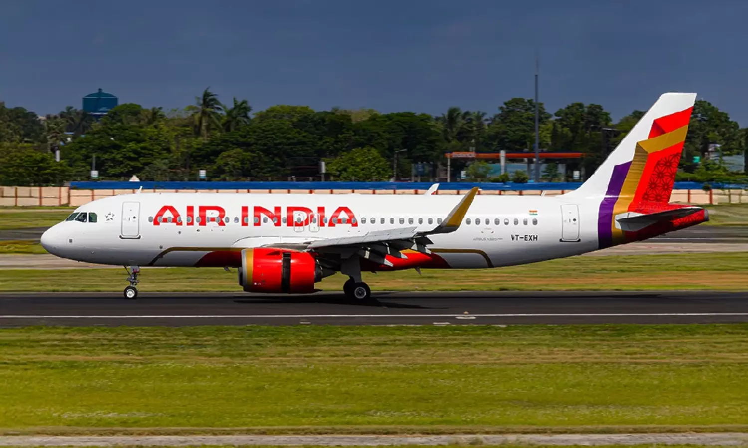 Air India San Francisco–Mumbai flight grounded in Kolkata after engine snag
