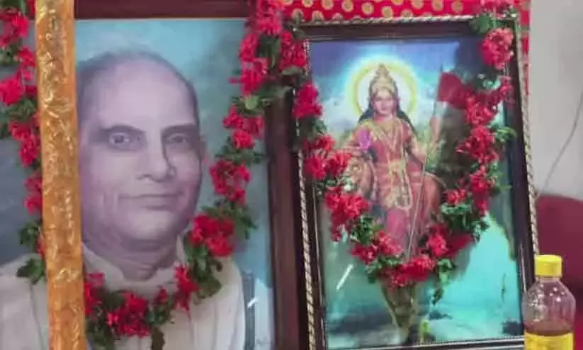 RSS leaders attempt to place Bharat Mata at NSS event thwarted