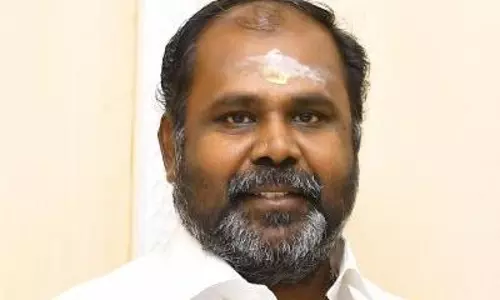 Hindu Munnani ‘insulting’ Periyar, Anna: AIADMK says it condemns
