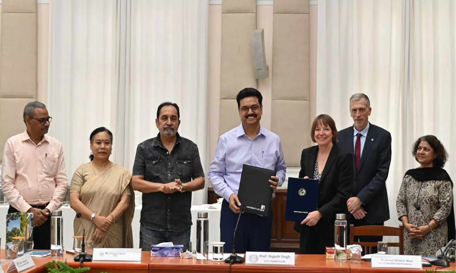 DU signs MoU with University of Leeds to boost research, student exchange