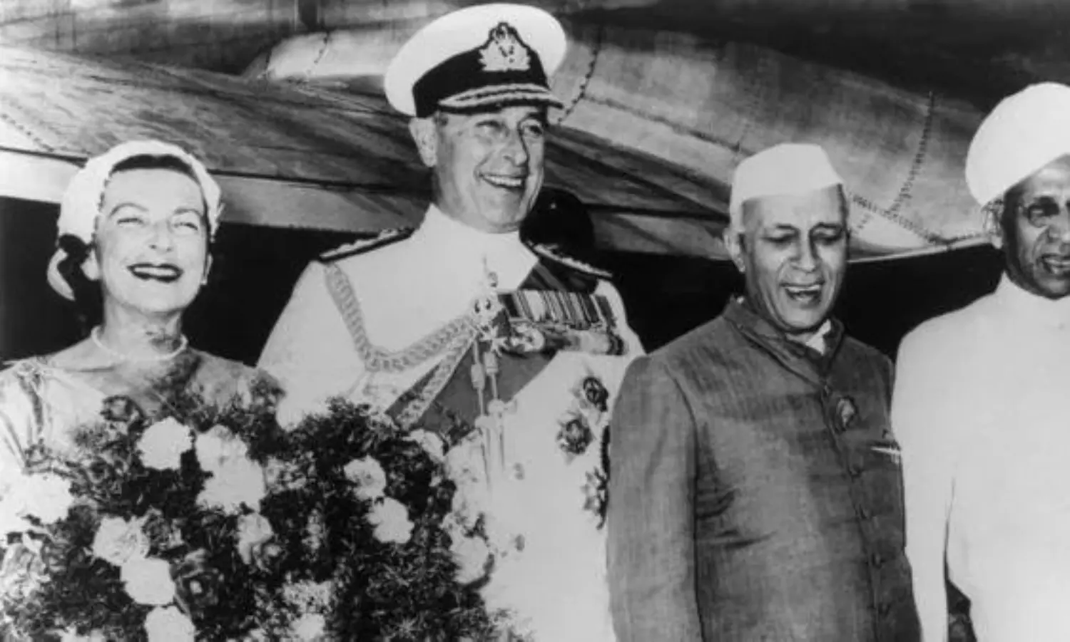 A vanity-driven viceroy, a principled wife: The Mountbattens by Andrew Lownie