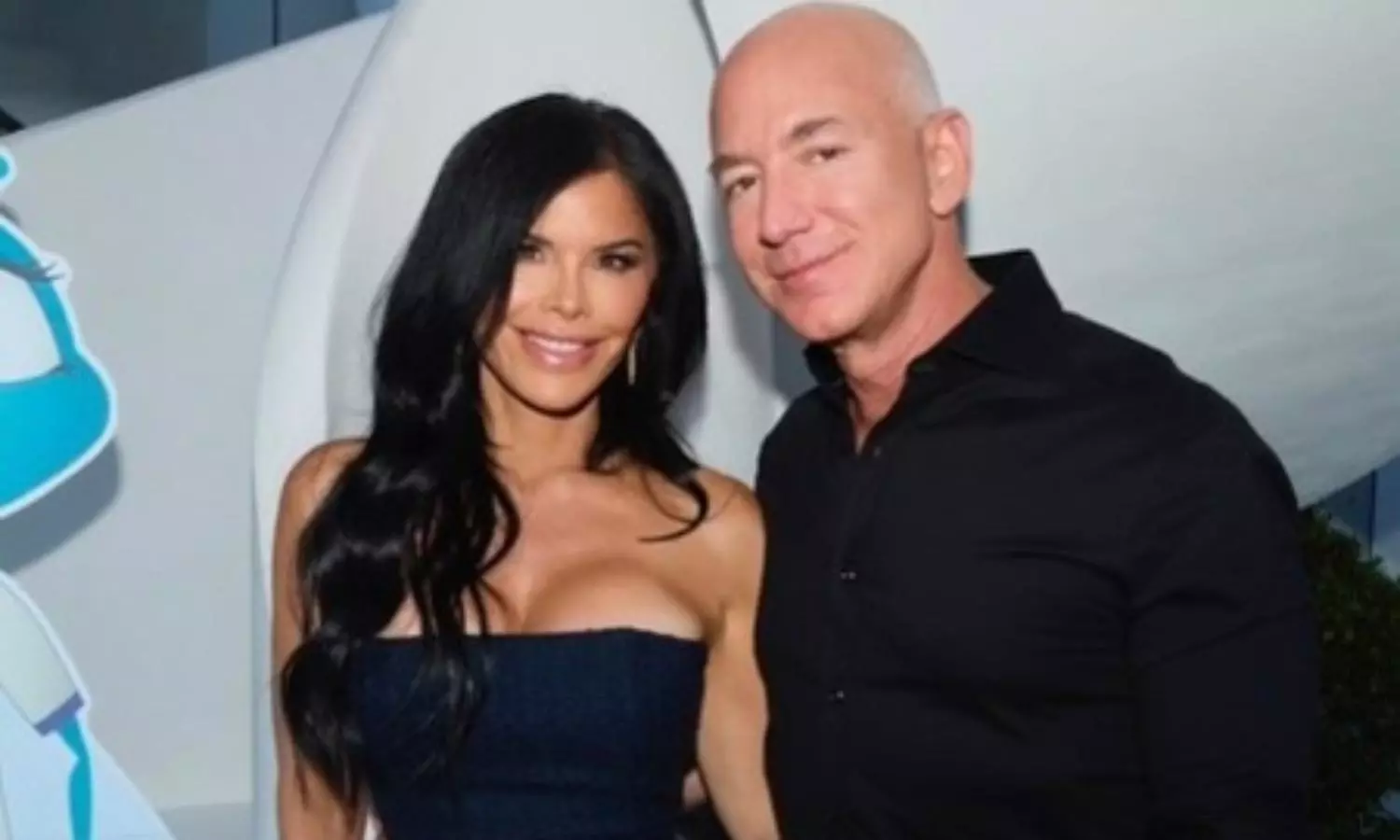 Jeff Bezos, Lauren Sanchez to wed in lavish Venice ceremony today