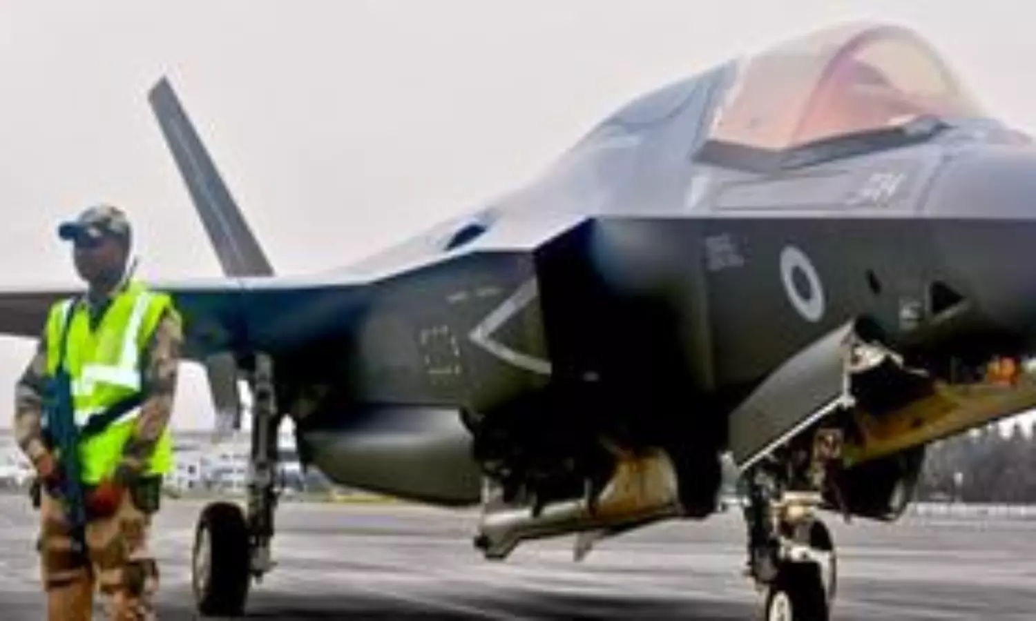 Stranded British F-35 jet to be moved to Thiruvananthapuram airports repair facility