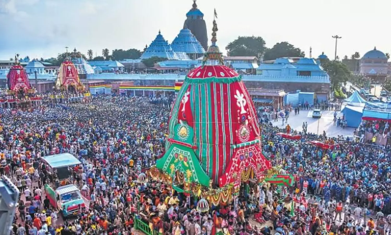 3 dead, 10 Injured in stampede during Jagannath Rath Yatra In Puri