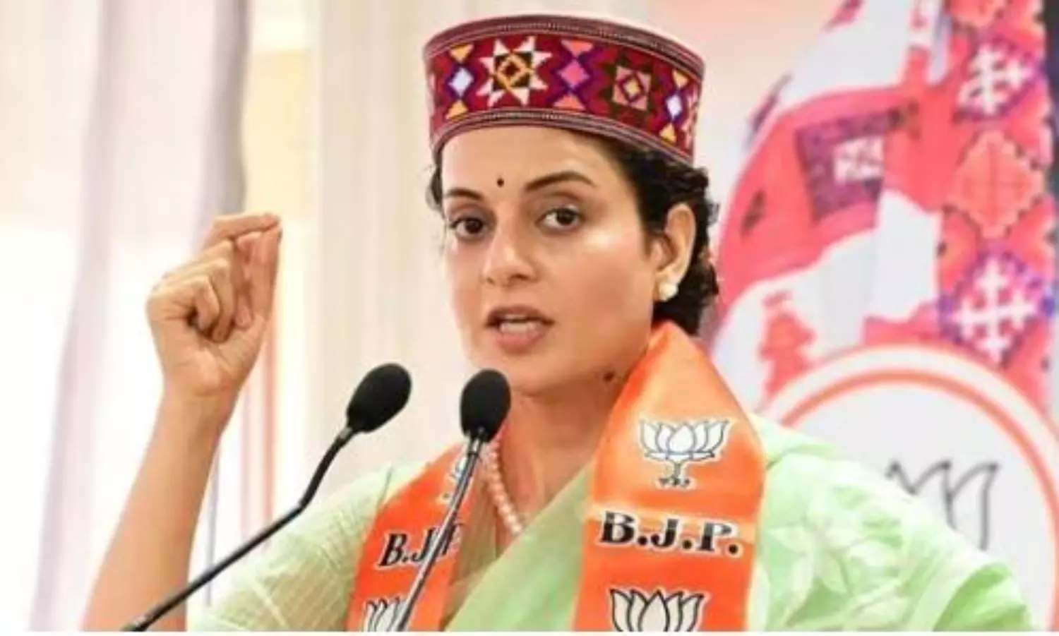 Avoid things which cause division: Kangana Ranaut on Marathi vs Hindi row