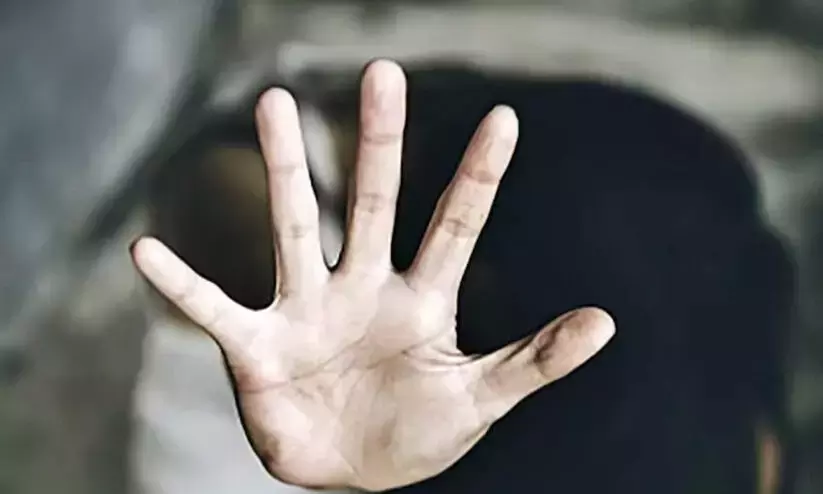 Man says he was forced to bury hundreds of rape & murder victims!!