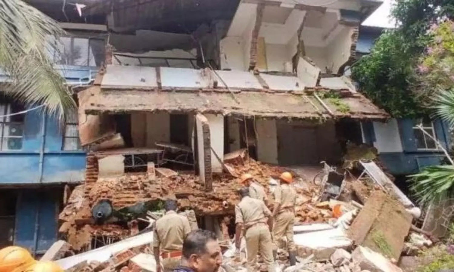 Kerala govt gives Rs 10 lakh, job to son of woman killed in hospital building collapse