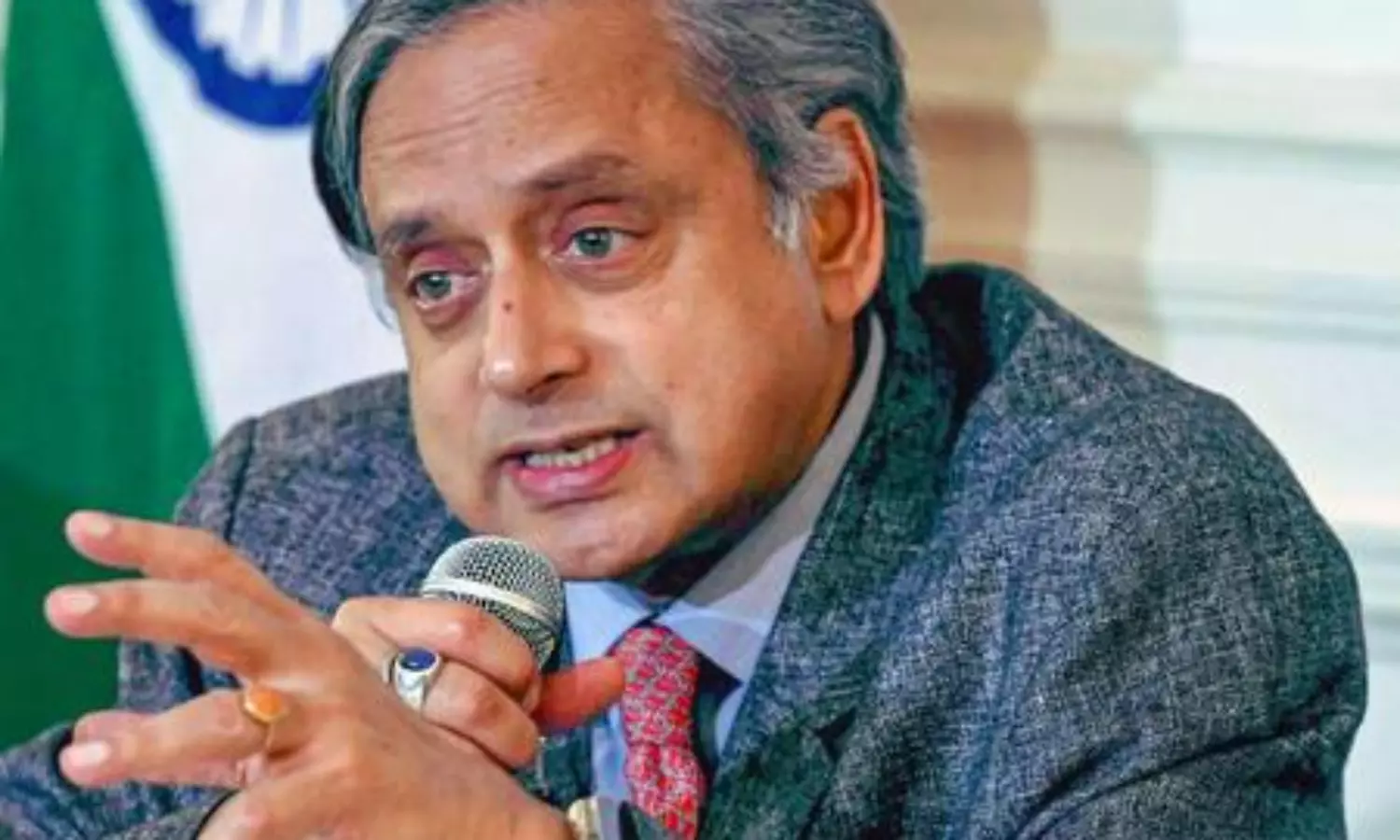 Shashi Tharoor’s article on Emergency triggers storm in Congress