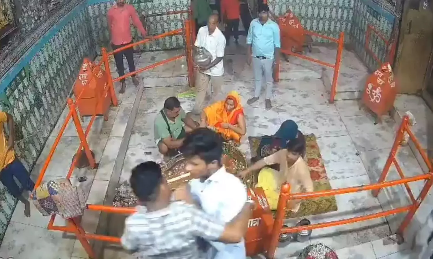 Dalit youth allegedly assaulted for offering water on shivling in UP