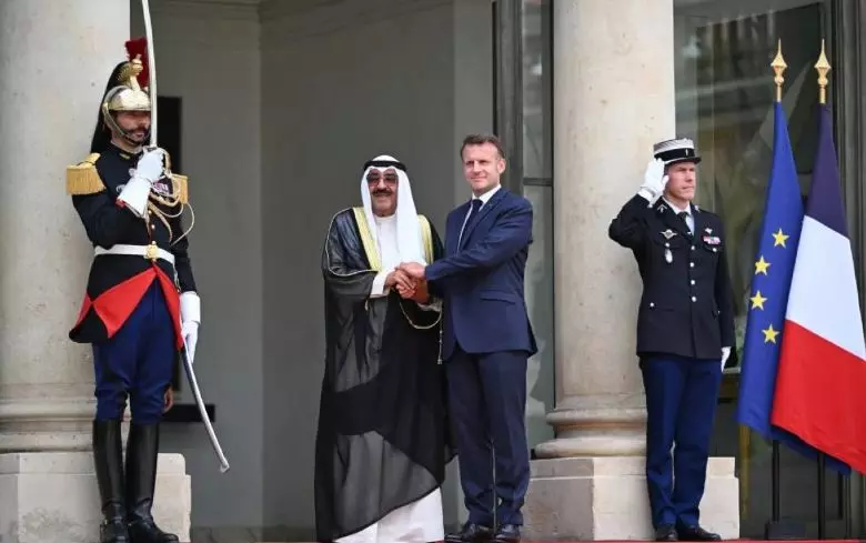 Kuwait, France strengthen ties during Amir’s official visit to Paris