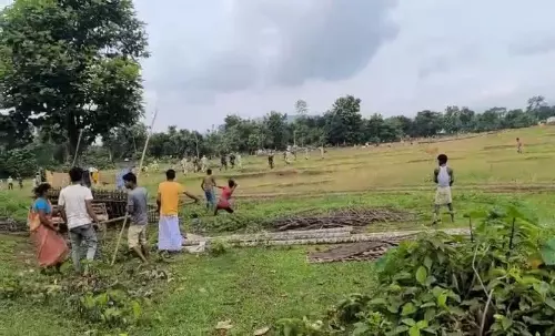 Goalpara eviction drive: Muslim man dead, dozens injured in police firing