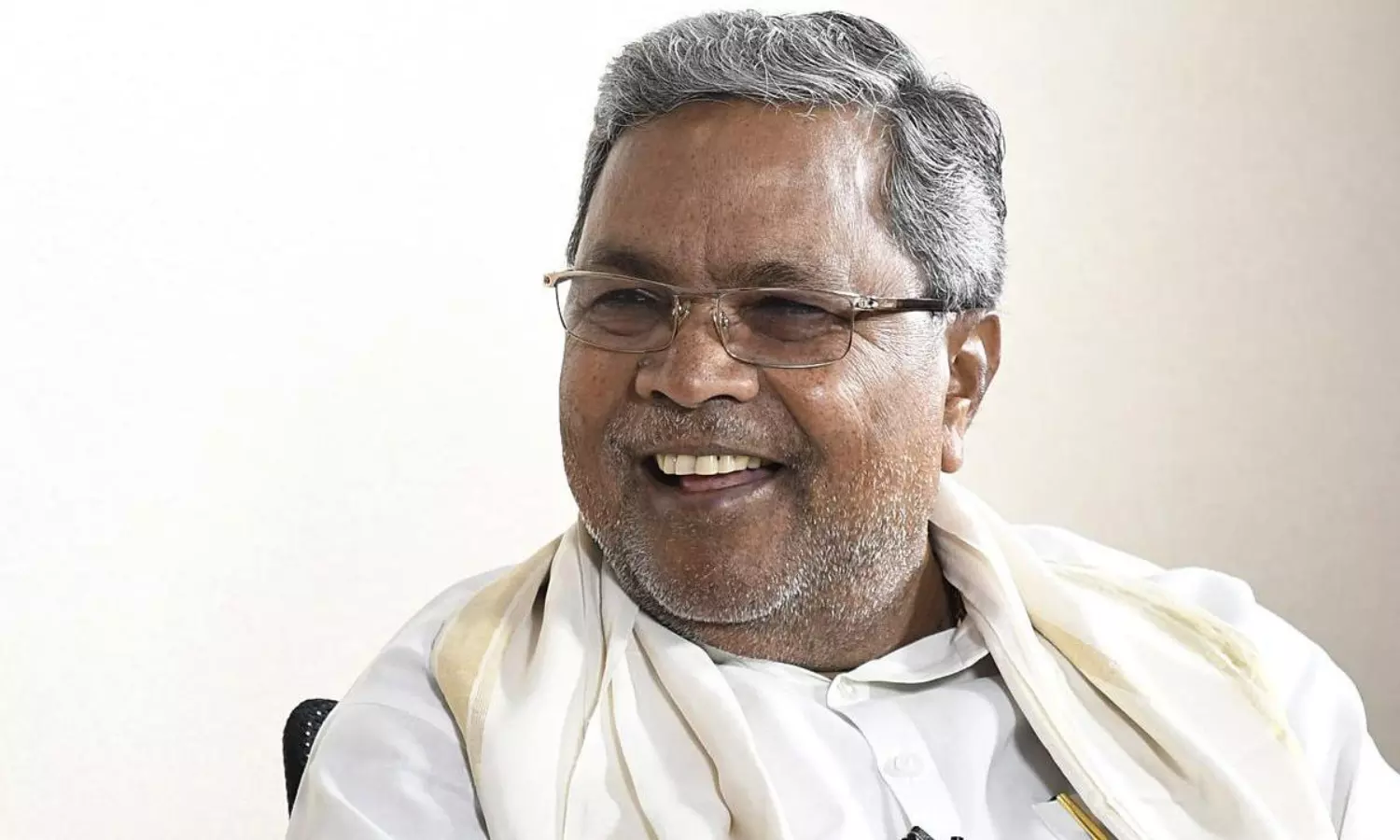 Meta translation blunder declares Siddaramaiah dead, Karnataka urges translation tool suspension