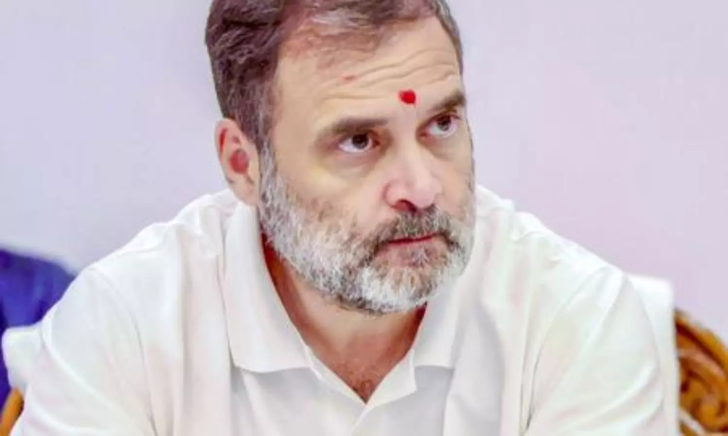 Rahul Gandhi holds meeting with AK Antony