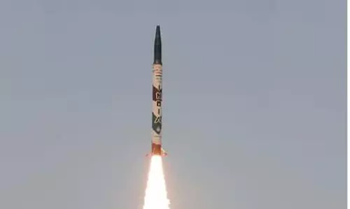 India successfully test-fires Prithvi-II and Agni-I ballistic missiles