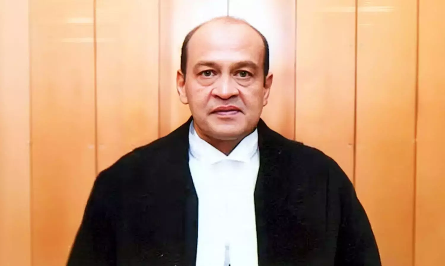 Cash at home row: 152 LS MPs sign memorandum to impeach Jus Varma