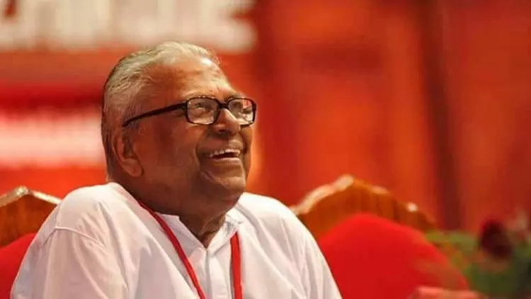 V S Achuthanandan departs...