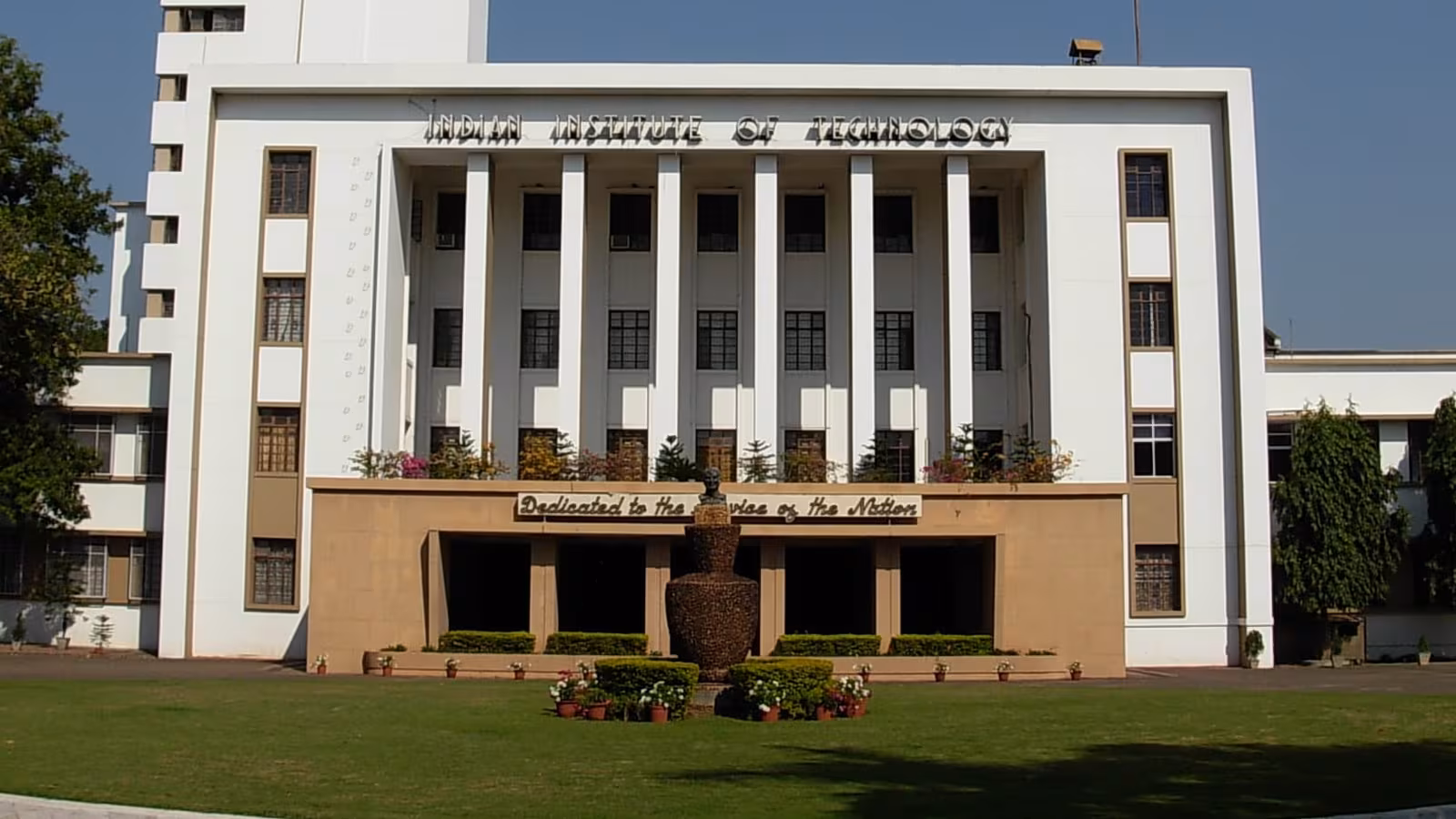 Student found dead at IIT Kharagpur; 2nd death in 4 days