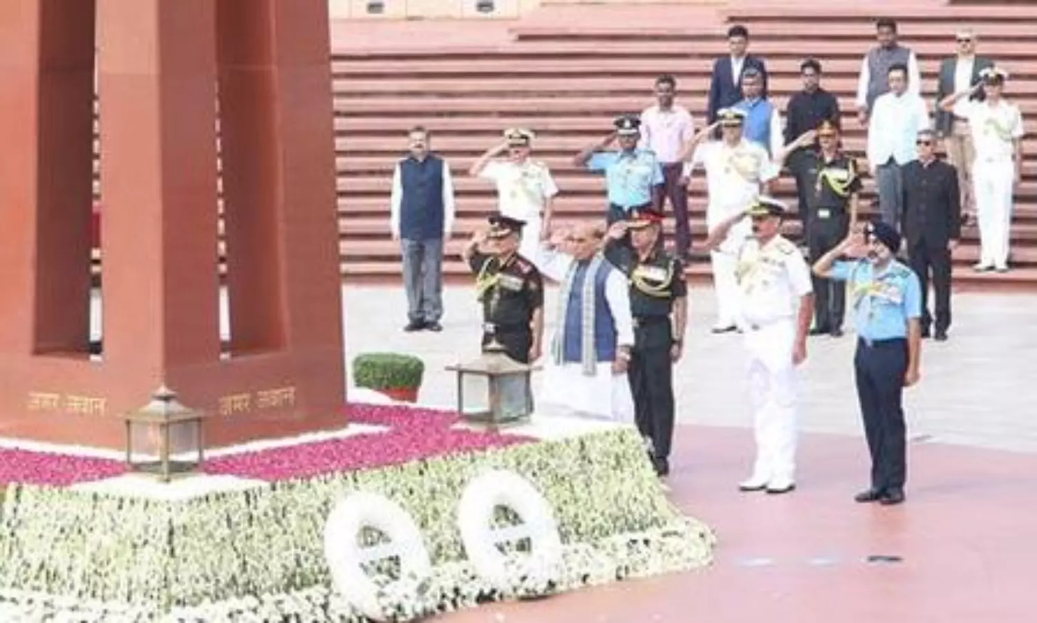 Nation marks 26th Kargil Vijay Diwas, pays tribute to war heroes