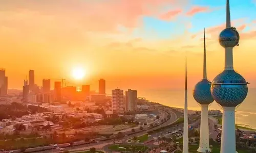 Kuwait enters peak summer heatwave with temperatures reaching 52°C