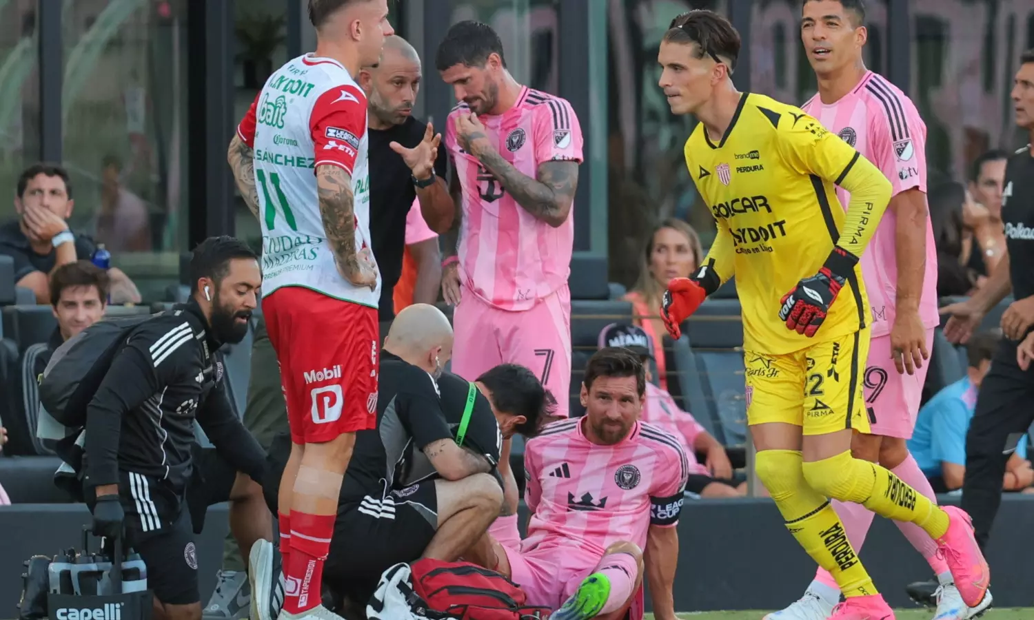 Messi suffers hamstring injury during Miami’s win over Necaxa