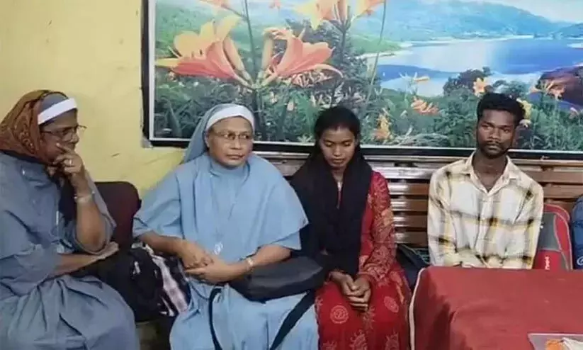 Bajrang Dal threatened to rape!, say girls with arrested Kerala nuns