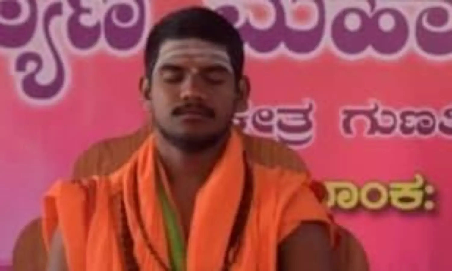 After devotees learn about Muslim background, Lingayat seer forced to leave Karnataka mutt