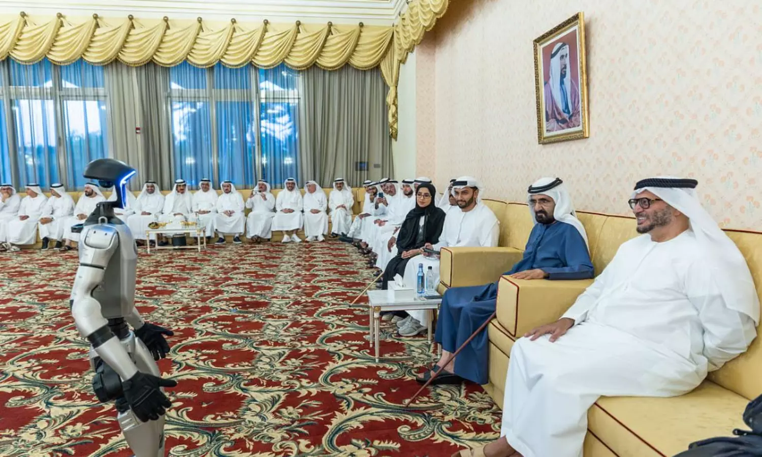 Dubai: Humanoid robot welcomes Sheikh Mohammed at Union House