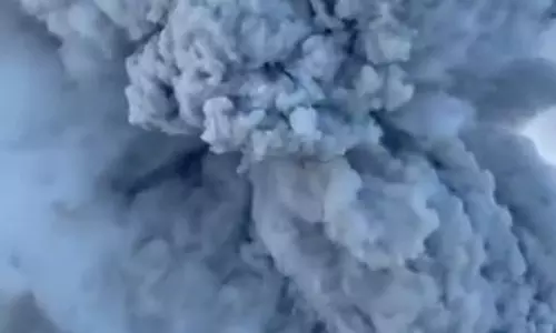 Aviation alert in Russias Far East upgraded to red amid Volcanic eruption