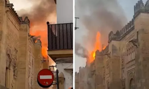 Fire contained at Córdoba’s mosque-turned-cathedral built under Umayyad rule