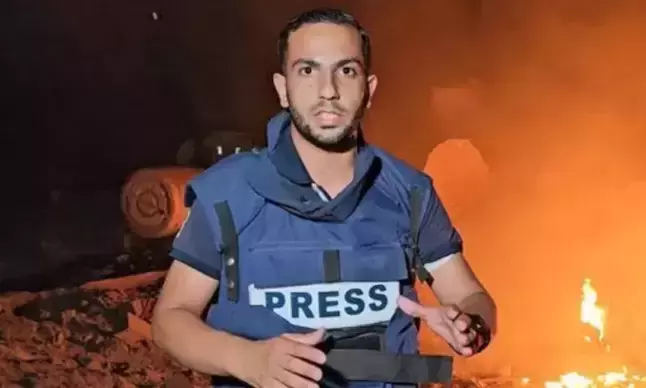 Israels fresh wave of airstrikes kills 5 Al Jazeera journos
