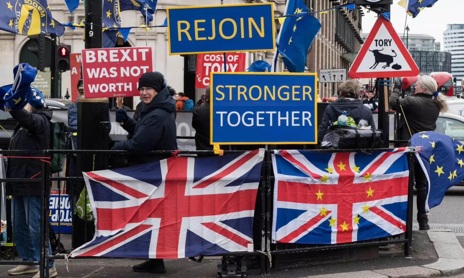 Will the UK rejoin the EU? Politics may block the public will