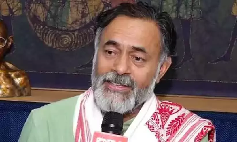 Activist brings 2 EC-declared-dead Bihar voters before Supreme Court